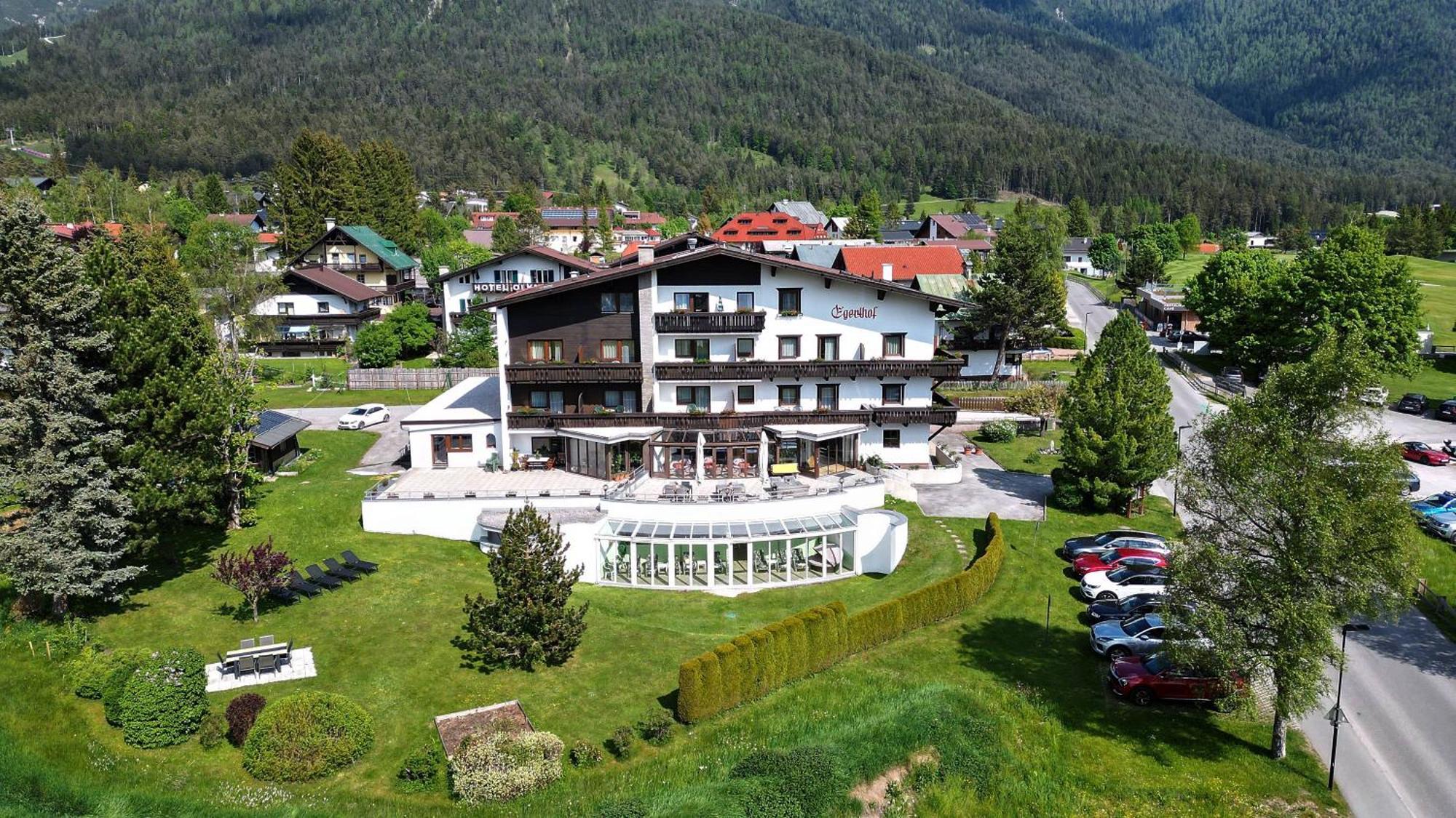 Hotel Egerthof Seefeld in Tirol Bagian luar foto